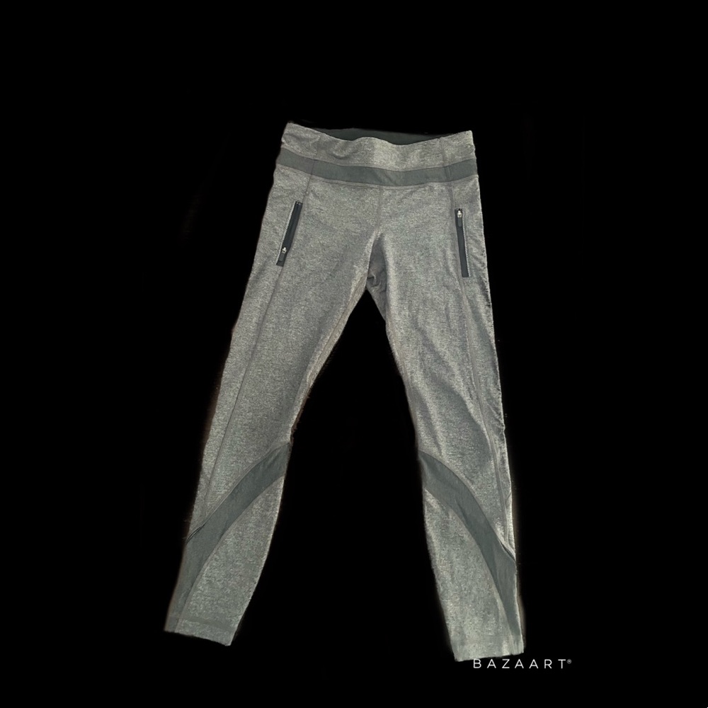 Lululemon size 6 heather grey legging
